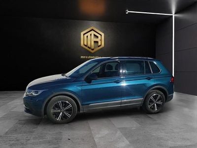 Begagnad VW Tiguan Life 122 HK (89 kW) 2024 Grön SUV