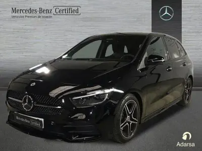 Usado Mercedes B200 150 CV (110 kW) 2025 Negro noche Utilitario