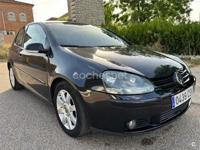 Usado VW Golf IV Sportline 105 CV (77 kW) 2004 Negro Berlina