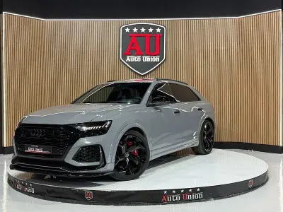 Usado Audi RS Q8 600 CV (441 kW) 2022 Gris / plata SUV