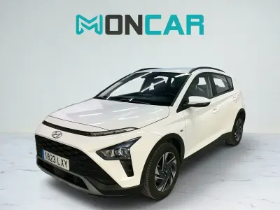 Usado Hyundai Bayon 100 CV (73 kW) 2022 Blanco SUV