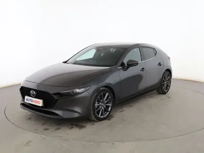 Używany Mazda 3 122 KM (89 kW) 2019 Szary Sedan/Limuzyna