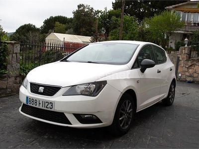 Usado Seat Ibiza I-Tech 70 HP (51 kW) 2014 Branco Sedan
