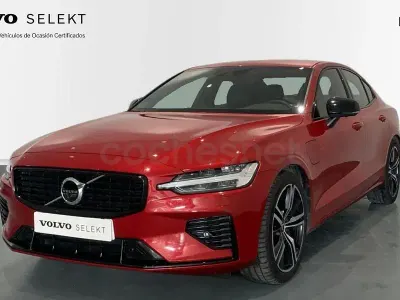 Usado Volvo S60 Ultimate 455 CV (334 kW) 2022 Rojo Berlina