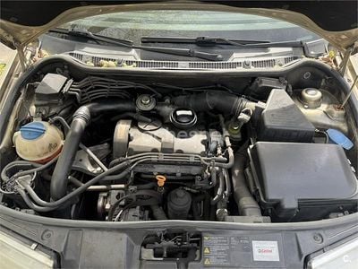 Usado Skoda Fabia Comfort 75 CV (55 kW) 2005 Beige Berlina