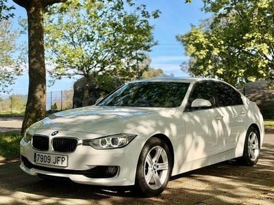 Käytetty BMW 318 143 HP (105 kW) 2015 Valkoinen Sedan