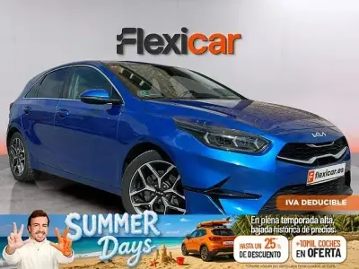 Usado Kia Ceed 100 CV (73 kW) 2021 Azul Utilitario