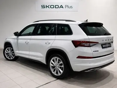 Usado Skoda Kodiaq SportLine 204 CV (150 kW) 2026 Blanco SUV