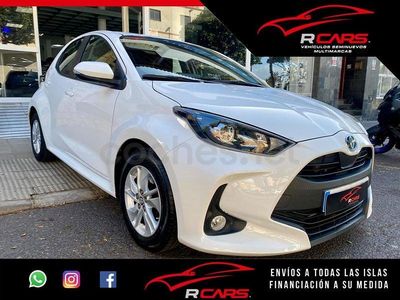 Usado Toyota Yaris Hybrid Business Edition 116 CV (85 kW) 2021 Blanco Berlina