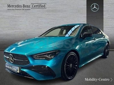 Azul híper Usado 2025 Mercedes CLA220 AMG line Berlina | 38.900 € (Super precio)