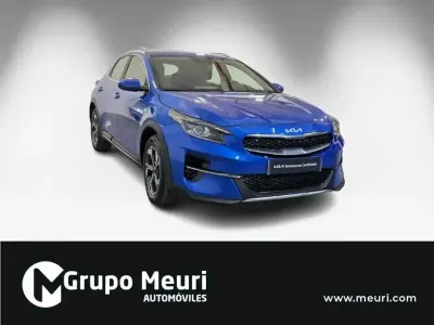 Usado Kia XCeed 120 CV (88 kW) 2022 Azul SUV