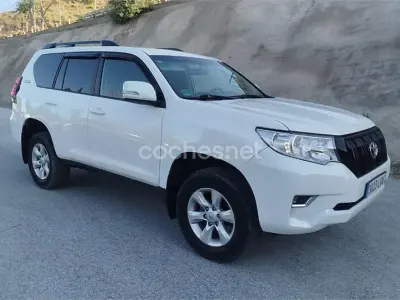 Usado Toyota Land Cruiser 177 CV (130 kW) 2020 Blanco SUV