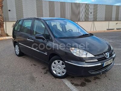 Peugeot 807