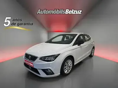 Usado Seat Ibiza FR 116 CV (85 kW) 2025 Blanco Utilitario