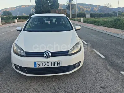Usado VW Golf VI 90 CV (66 kW) 2011 Blanco Utilitario