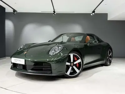 Usado Porsche 911 480 CV (353 kW) 2025 Verde Coupe