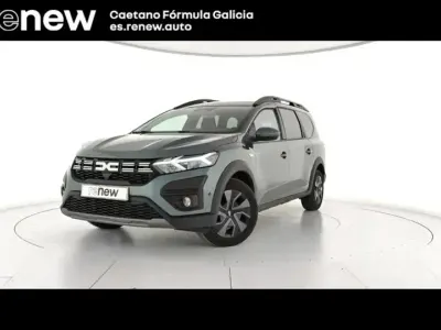 Usado Dacia Jogger Expression 100 CV (73 kW) 2025 Verde Monovolumen