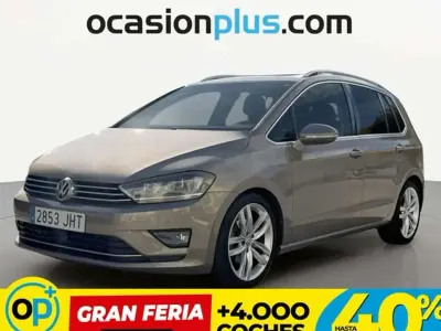 Usado VW Golf Sportsvan Sport 150 CV (110 kW) 2015 Amarillo Monovolumen