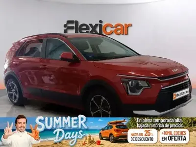Usado Kia Niro 183 CV (134 kW) 2023 Rojo SUV