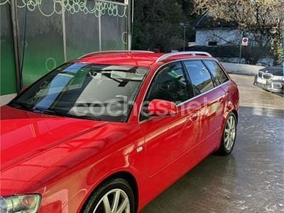 Usado Audi A4 140 CV (102 kW) 2005 Rojo Familiar