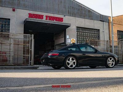 Usado Porsche 911 Carrera 4 300 CV (220 kW) 1999 Gris Coupe