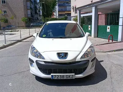 Usado Peugeot 308 Sport 90 HP (66 kW) 2009 Branco Sedan