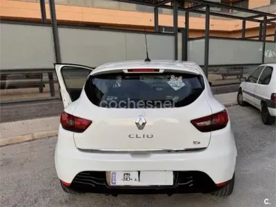 Usado Renault Clio IV Dynamique 90 CV (66 kW) 2013 Blanco Berlina
