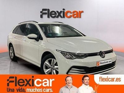 Usado VW Golf VIII Life 115 CV (84 kW) 2022 Blanco Familiar