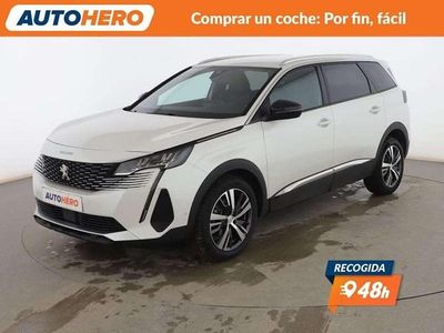 Usado Peugeot 5008 Allure 131 CV (96 kW) 2023 Blanco SUV