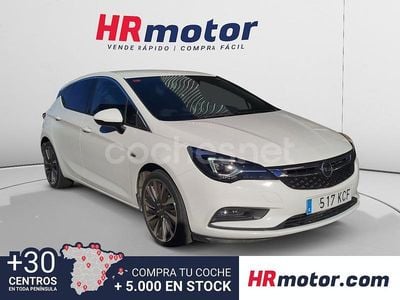 Blanco Usado 2017 Opel Astra Selective Berlina | 8940 € (Precio justo)