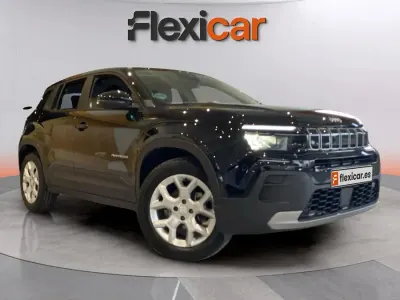Begagnad Jeep Avenger Altitude 101 HK (74 kW) 2023 Svart SUV