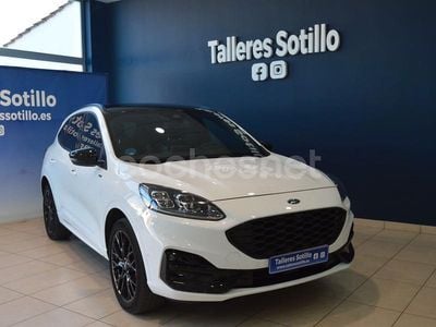Blanco Usado 2022 Ford Kuga ST-Line X SUV | 27.990 € (Un poco caro)