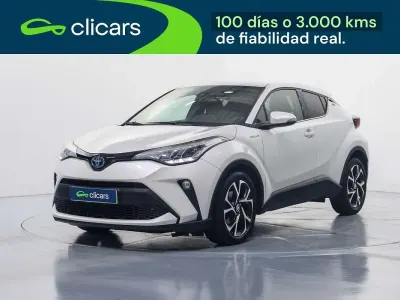 Usado Toyota C-HR Advance 98 CV (72 kW) 2021 Blanco SUV