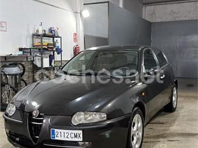 Usado Alfa Romeo 147 Distinctive 120 CV (88 kW) 2003 Negro Utilitario