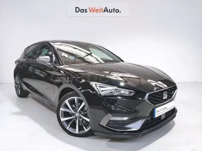 Usado Seat Leon FR 150 CV (110 kW) 2024 Negro Berlina