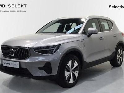 Usado Volvo XC40 Core 211 CV (155 kW) 2023 Plateado SUV