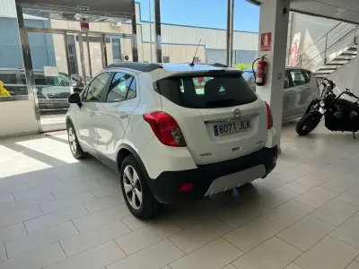 Usado Opel Mokka X Selective 140 CV (102 kW) 2016 Blanco SUV