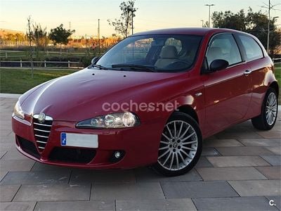 Rojo Usado 2006 Alfa Romeo 147 Utilitario | 4990 €