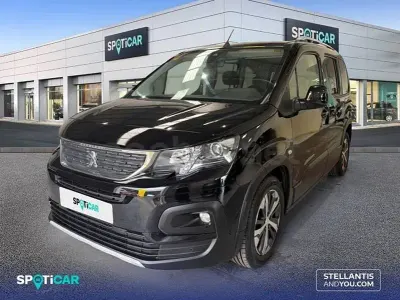 Usado Peugeot Rifter Allure 110 CV (80 kW) 2019 Negro Monovolumen
