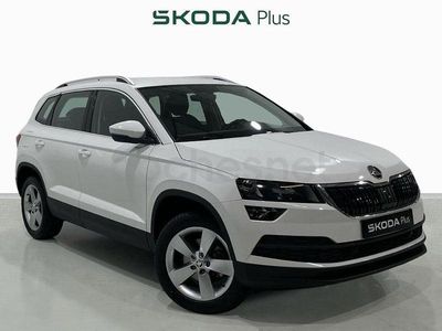 Usado Skoda Karoq Ambition 150 CV (110 kW) 2021 Blanco SUV