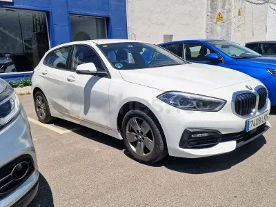 Usado BMW 116 116 CV (85 kW) 2020 Blanco Utilitario