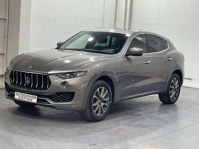 Usado Maserati Levante 275 CV (202 kW) 2017 Gris / plata SUV