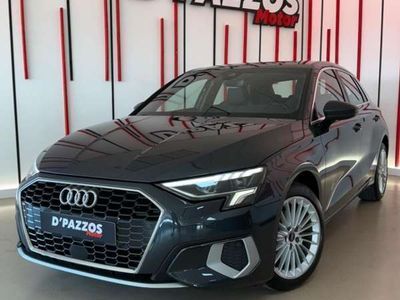 Gris Usado 2021 Audi A3 Sportback Advanced Utilitario | 22.999 € (Precio justo)