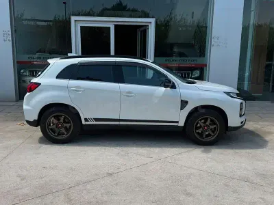 Usado Mitsubishi ASX Spirit 150 CV (110 kW) 2021 Blanco SUV
