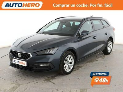Usado Seat Leon Style 150 CV (110 kW) 2022 Gris Familiar