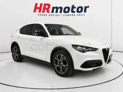 Usado Alfa Romeo Stelvio Sprint 160 CV (117 kW) 2023 Blanco SUV