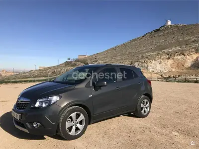 Usado Opel Mokka Selective 140 CV (102 kW) 2016 Gris / plata SUV