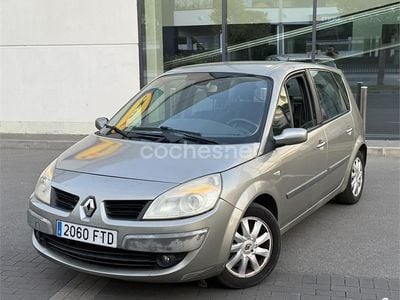 Begagnad Renault Scénic II 105 HK (77 kW) 2007 Beige Minibuss