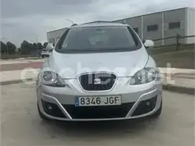 Usado Seat Altea XL I-Tech 140 CV (102 kW) 2015 Gris / plata Monovolumen