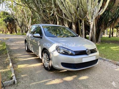 Usado VW Golf VI Advance 105 CV (77 kW) 2009 Gris / plata Utilitario